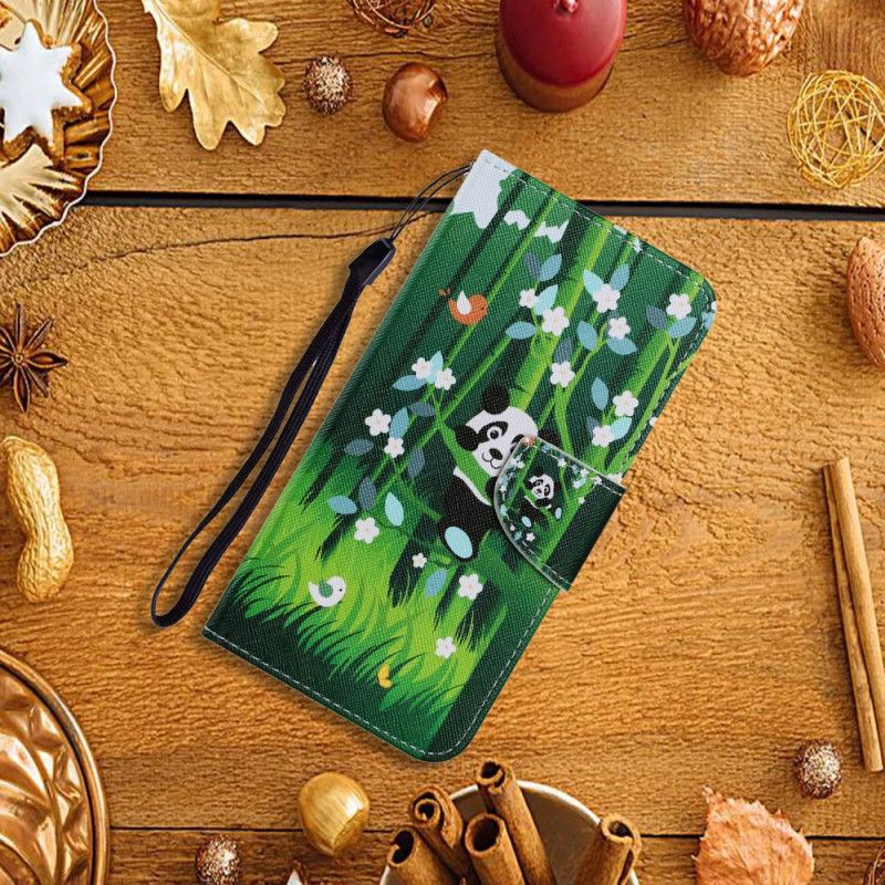 Flip Cover Samsung Galaxy S22 Ultra 5G Panda Walk